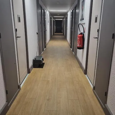 Hotel Ace Travel - A9 Montpellier Sud