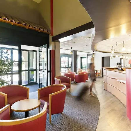 Hotel Ace Travel - A9 Montpellier Sud 3*