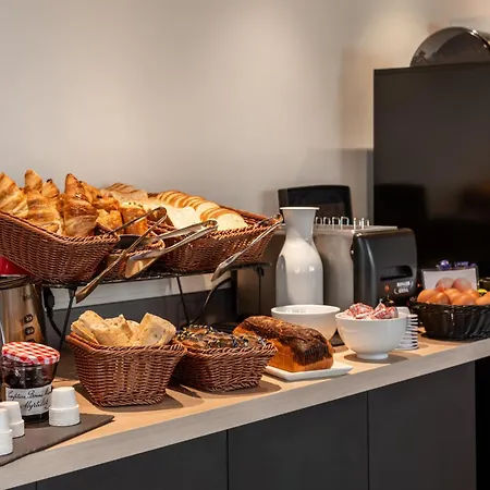 Hotel Ace Travel - A9 Montpellier Sud 3*