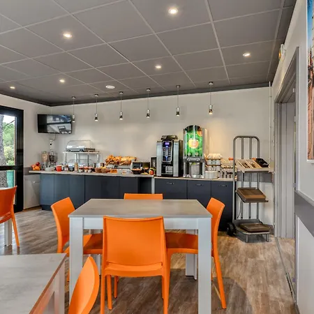 Ace Travel - A9 Montpellier Sud Hotel