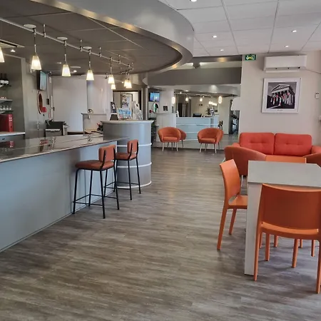 Ace Travel - A9 Montpellier Sud Hotel