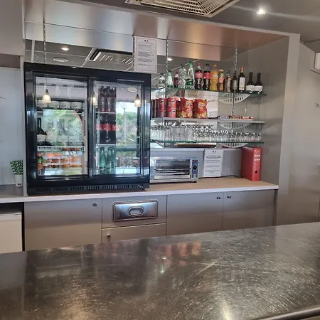 Ace Travel - A9 Montpellier Sud Hotel