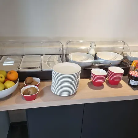 Ace Travel - A9 Montpellier Sud Hotel 3*