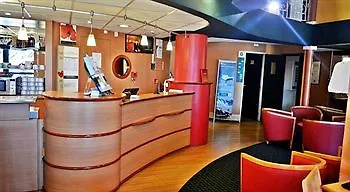 Ace Travel - A9 Montpellier Sud ホテル 3*