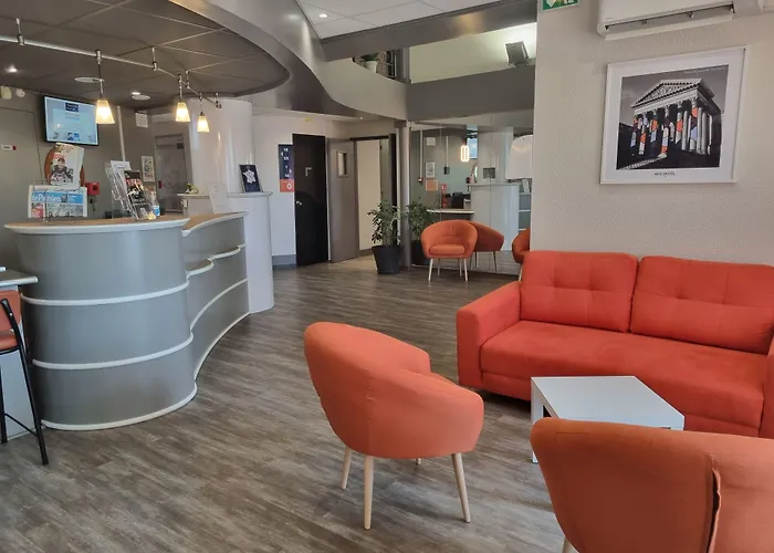 Ace Travel - A9 Montpellier Sud ホテル 3*