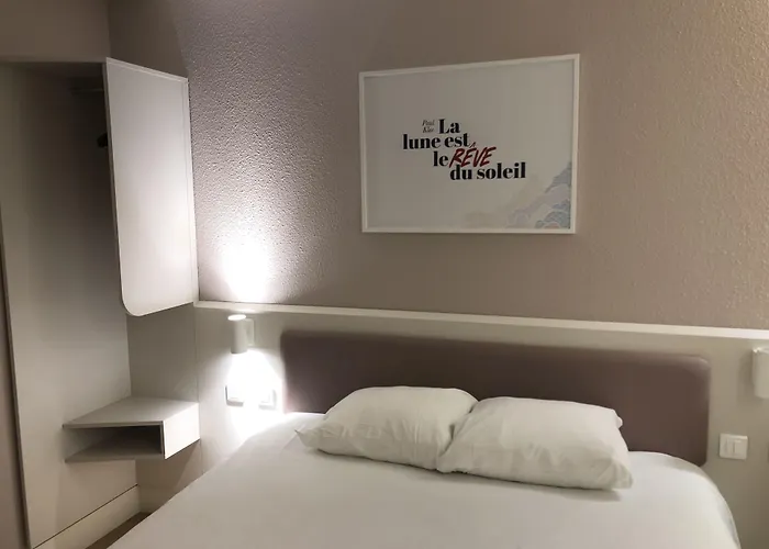 Ace Travel - A9 Montpellier Sud ファブレーグ
